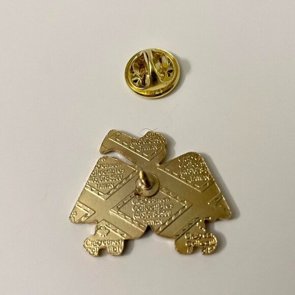 Vintage Native Eagle Pin Made in Taiwan - Picture 4 of 8